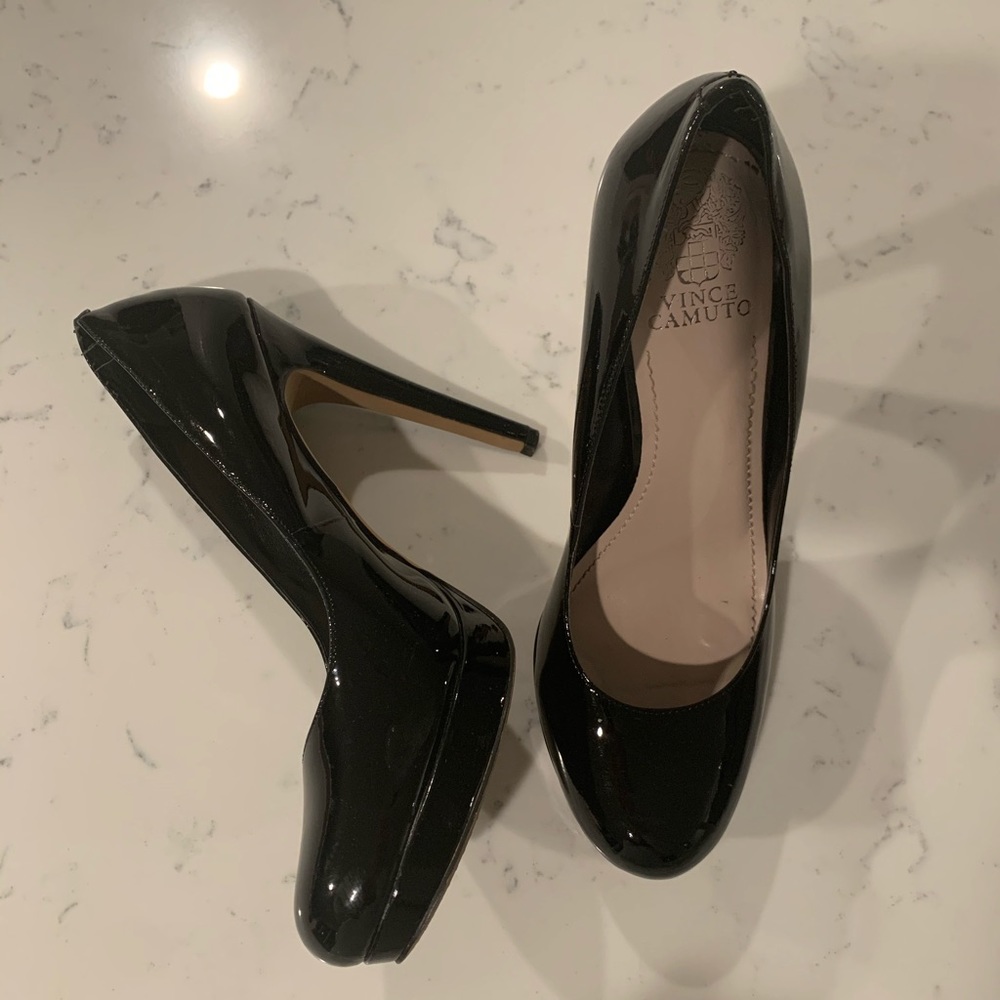 Vince Camuto Black Patent leather heels